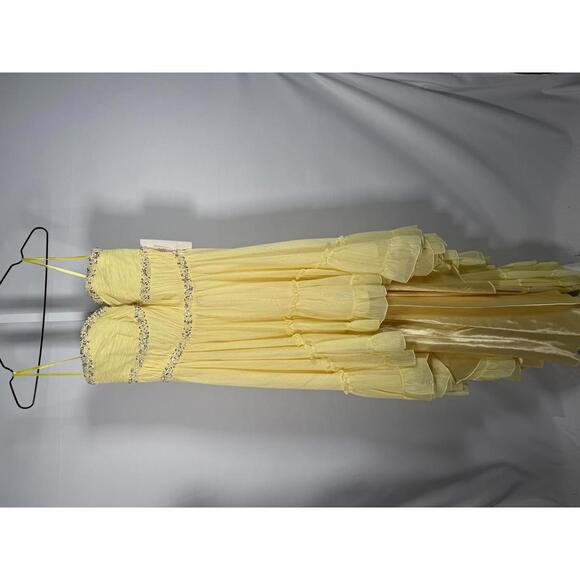 NWT Mac Duggal Yellow Strapless High-Low Ruffle Dress with Embellishments Size 4 - Picture 2 of 13